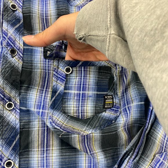 Burnside Shirt Men Medium M Blue Black Purple Plaid Button Up Casual Logo Surfer - Picture 4 of 10